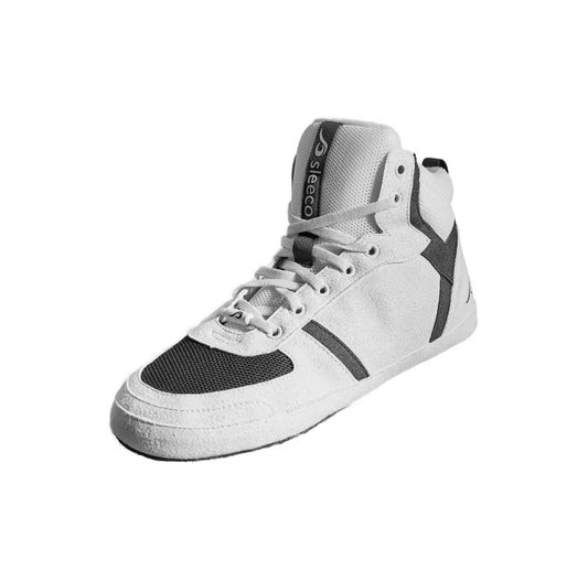 sleeco- The Indoor-Sneaker. Sportlich bequemer Hausschuh im Sneaker-Look; Farbe Weiß; Vorderseite